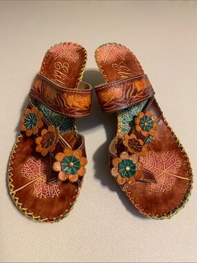 Elite “Havana”Heeled Leather Sandal